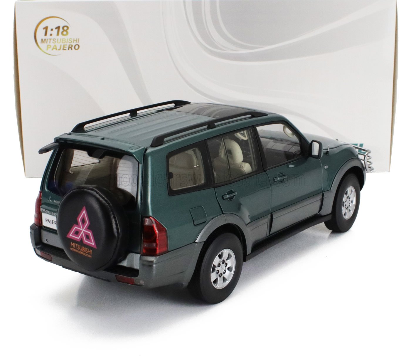 【ZZZ】1/18 三菱 パジェロ PAJERO 3点 MODELCARSWHOLESALE.COM